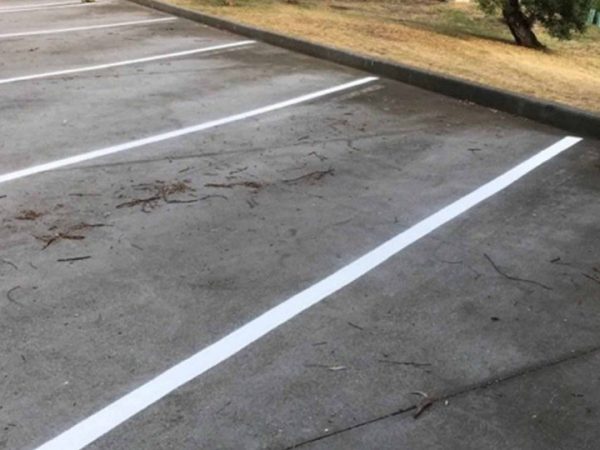 line-marking-carpark-outside