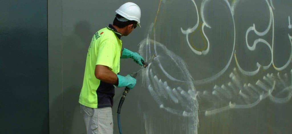 graffiti removal high pressure