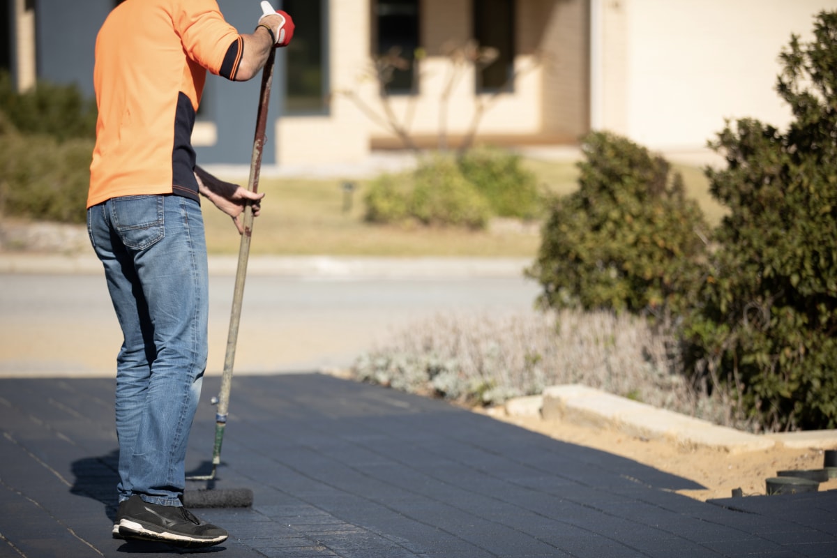 Driveway-Sealing