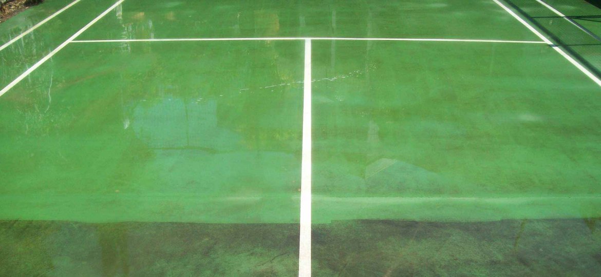 pressure-cleaning-tennis-court-after