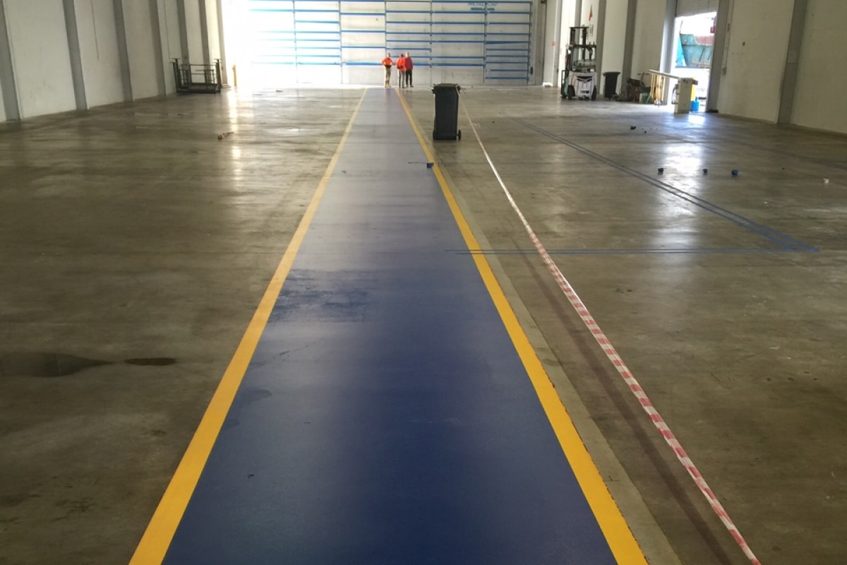 warehouse-line-marking